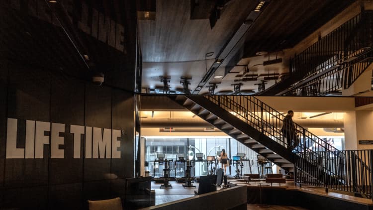 A ‘K-shaped’ economic trend is appearing at two of the US’s biggest gyms